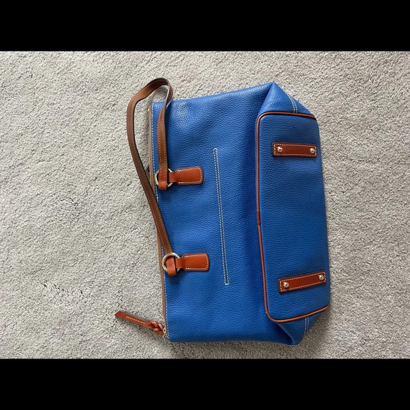 Wren Zip Tote Dooney and Bourke Bag - Picture 6 of 8